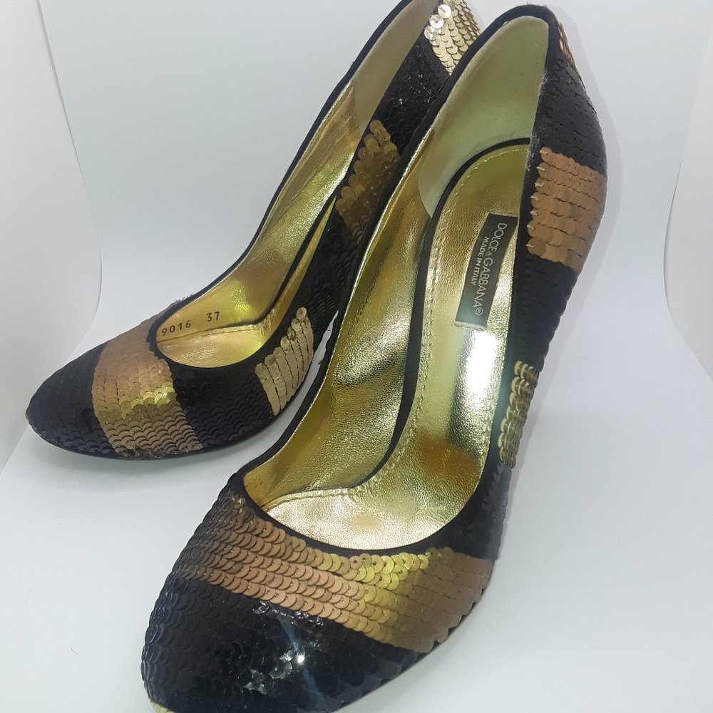 D&G Black and Gold Sequin Pumps
